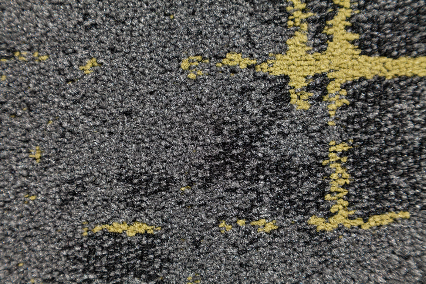 Ковровая плитка Associated Weavers Macro Tile цвет 92 Sunrise 500×500×6